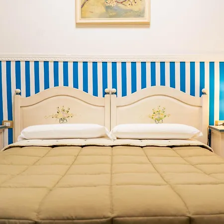 Le Tre Stelle Кальяри