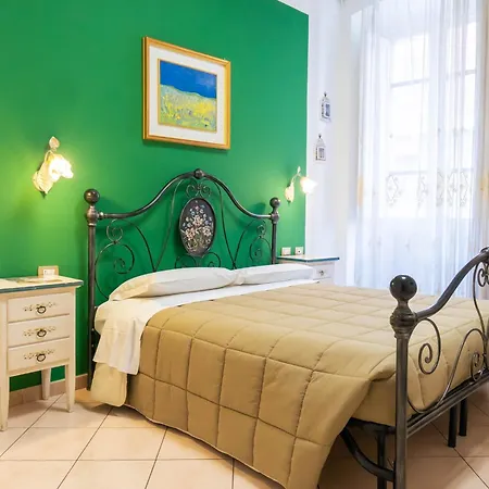 Le Tre Stelle Кальяри