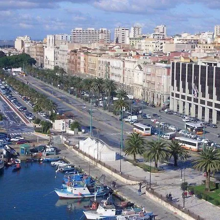 Le Tre Stelle Кальяри